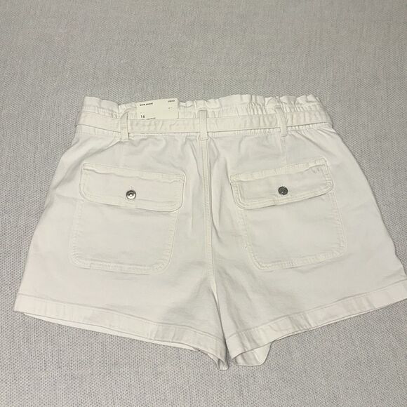 AE 14-16 White Stretch Relaxed Fit Paper Bag Denim Belted High Rise Mom Shorts - Picture 8 of 15